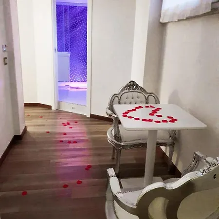 בית הארחה Tiburtina Elegance 4*